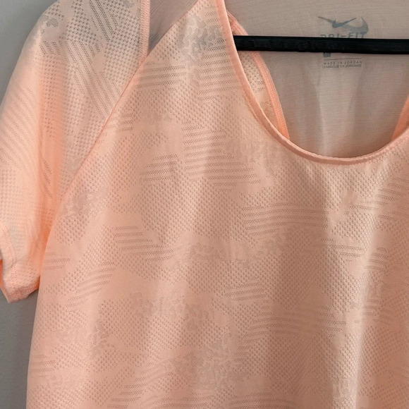 NIKE dri-fit jacquard woman’s running top - Picture 6 of 6